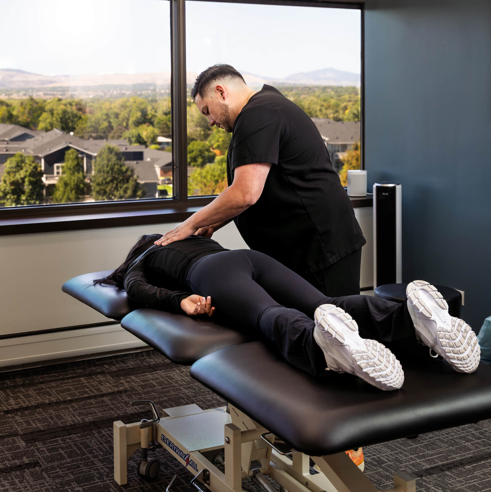 spanish chiropractic denver